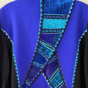 SARMITE:WEARABLE ART Statement Outerwear